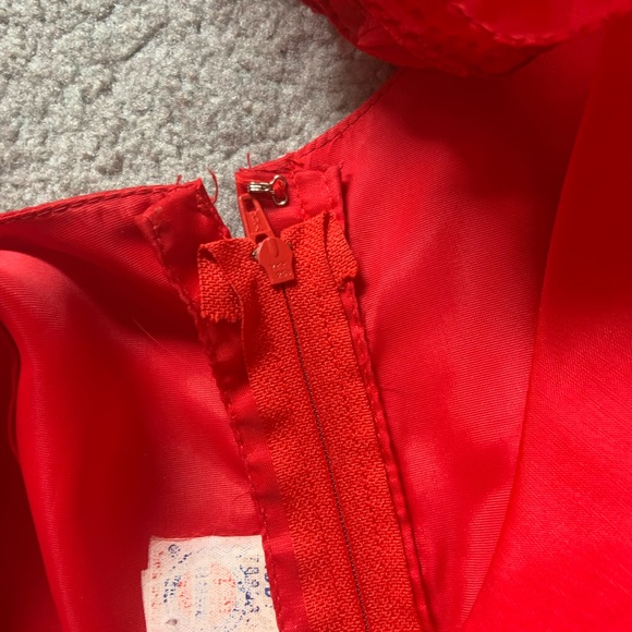 Vintage Red Gown with Puff Sleeves - Picture 10 of 12